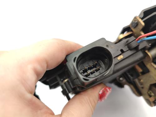 Rear right lock VW BORA I (1J2) 1.9 TDI | BP23755607C99 