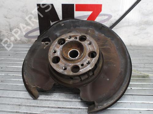 Used Left rear steering knuckle MERCEDES-BENZ C-CLASS (W202) C 250 Turbo-D (202.128) (150 hp) 23669099