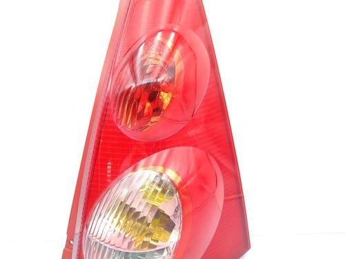 Right taillight PEUGEOT 107 (PM_, PN_) 1.4 HDi | BP23731242C35