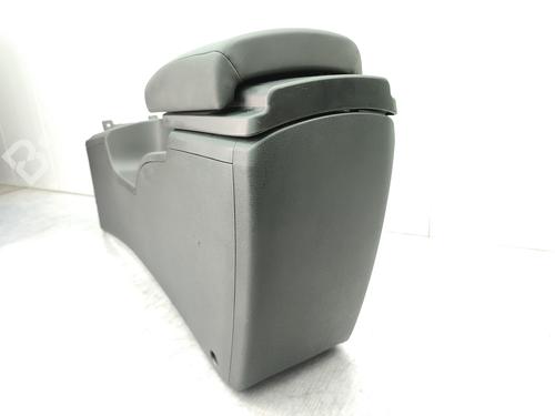 Middle console NISSAN QASHQAI / QASHQAI +2 I (J10, NJ10, JJ10E) 1.5 dCi | BP23754117I22 