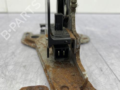 Hand brake PEUGEOT 208 I (CA_, CC_) 1.4 HDi | BP23705231I18