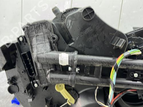 Used Heater matrix box Heater matrix box CITROËN C4 I (LC_) 1.6 HDi (90 hp) 33569197 33569197