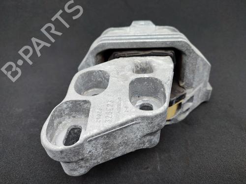 Engine mount MERCEDES-BENZ CLA Shooting Brake (X117) CLA 250 (117.944) | BP23753011M89 