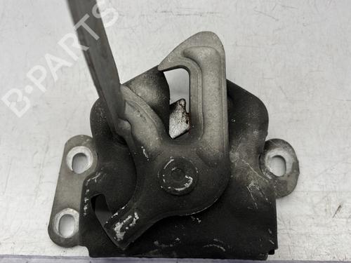 Hood lock SUZUKI GRAND VITARA II (JT, TE, TD) 1.9 DDiS All-wheel Drive (JT419, TD44, JB419WD, JB419XD,... | BP23758417C133 