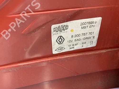 right-taillight-renault-megane-ii-saloon-lm01_-2003-23699729 main image