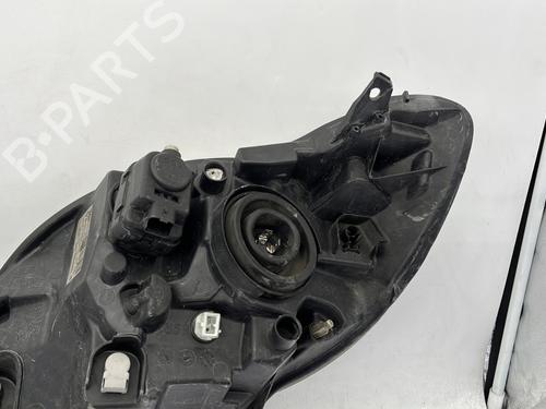 Right headlight PEUGEOT 107 (PM_, PN_) 1.0 | BP30136464C29