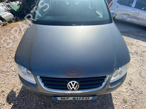 hood-vw-touran-1t1-1t2-2003-2004-2005-2006-2007-2008-2009-2010-2011-37636509 main image