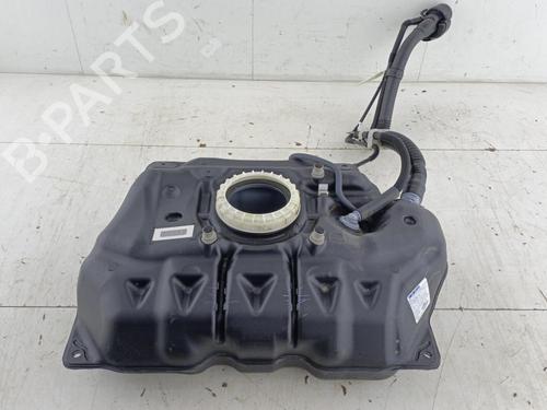 Used Fuel tank TOYOTA VERSO S (_P12_) 1.33 (NSP120_) (99 hp) 23719792