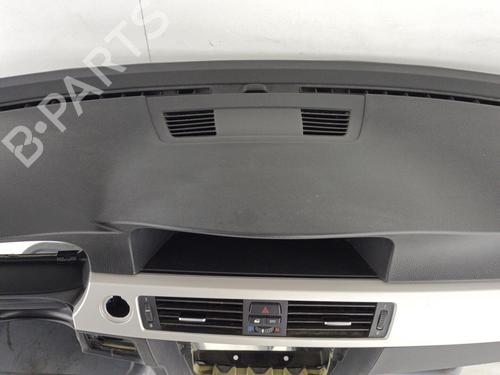 Dashboard BMW 3 Touring (E91) 320 d xDrive | BP23719498C46  - Image 5