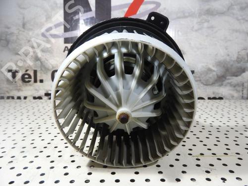 Used Heater blower motor LANCIA Y (840_) 1.2 (840AA, 840AF1A) (60 hp) 23684989