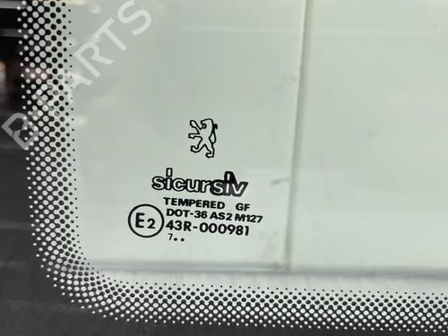 Rear right quarter glass PEUGEOT 406 Coupe (8C) 3.0 V6 24V | BP23674803C92 