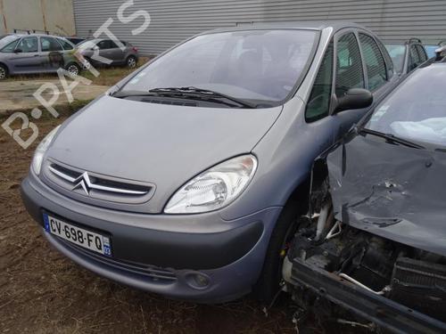 Right front fog light CITROËN XSARA PICASSO (N68) 2.0 HDi | BP23675544C31 
