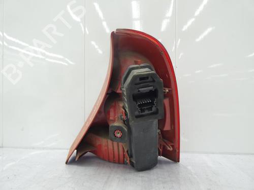Used Left taillight RENAULT CLIO II (BB_, CB_) 1.5 dCi (B/CB07) (65 hp) 23699357