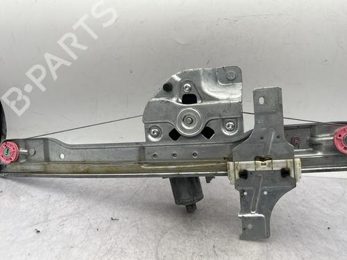 Right front window motor PEUGEOT 208 I (CA_, CC_) 1.2 VTI 82 | BP30814635E20