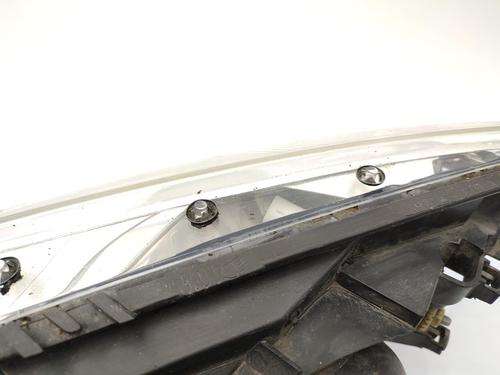 Used Right headlight FORD MONDEO III Turnier (BWY) 2.0 TDCi (130 hp) 23720615