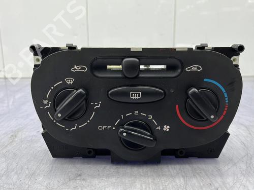Used Climate control PEUGEOT 206 Hatchback (2A/C) 1.4 i (75 hp) 23704689