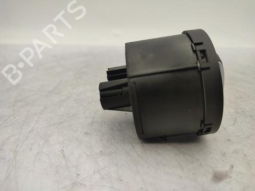 Used Headlight switch Headlight switch VW GOLF VI (5K1) 2.0 TDI (170 hp) 23663336 23663336