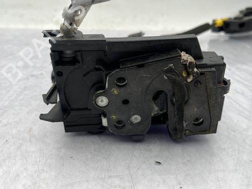 Fechadura trás esquerda Fechadura trás esquerda PEUGEOT 308 SW II (LC_, LJ_, LR_, LX_, L4_) 1.6 HDi / BlueHDi 115 (LCBHXM, LCBHXT) (115 hp) 32321192 32321192