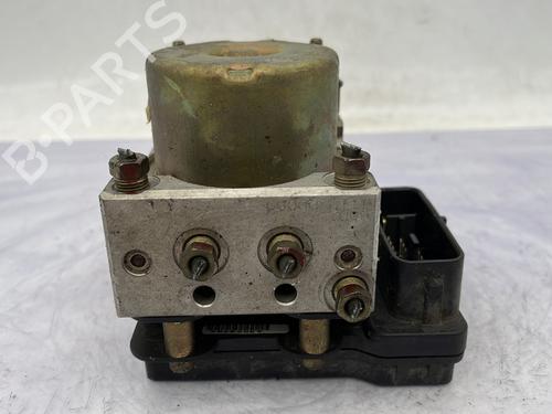 Used ABS pump ABS pump SUZUKI GRAND VITARA I (FT, HT) 2.0 HDI 110 16V 4x4 (SQ420D, TD83V, JA420WD) (109 hp) 29852898 29852898