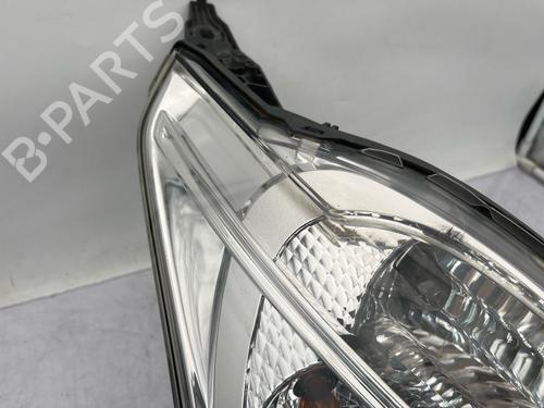 Used Right headlight Right headlight PEUGEOT 208 I (CA_, CC_) 1.6 BlueHDi 100 (100 hp) 35890656 35890656