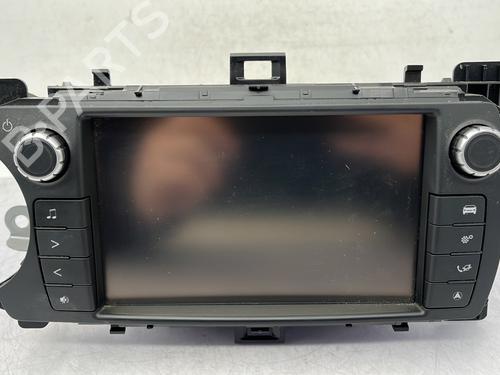 Bilradio TOYOTA YARIS (_P13_) 1.5 Hybrid (NHP130_, NHP130) (101 hp) 33211869