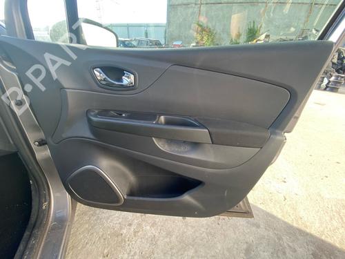 Juego Asientos Juego Asientos RENAULT CAPTUR I (J5_, H5_) 1.5 dCi 110 (110 hp) 36646337 36646337