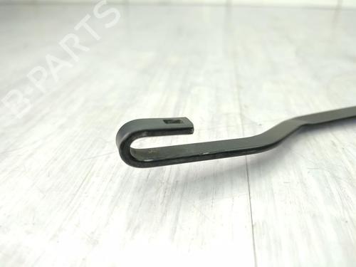 Used Front windshield wiper arm KIA RIO III (UB) 1.1 CRDi (75 hp) 23710634