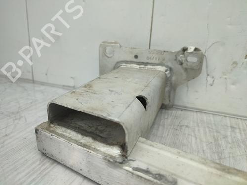 Crossmember PEUGEOT 3008 II SUV (MC_, MR_, MJ_, M4_) 1.6 BlueHDi 120 | BP29003201C162