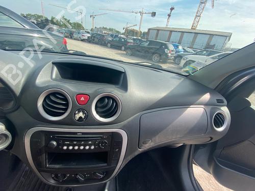 Dashboard CITROËN C2 (JM_) 1.4 HDi | BP37475292C46 - Image 6