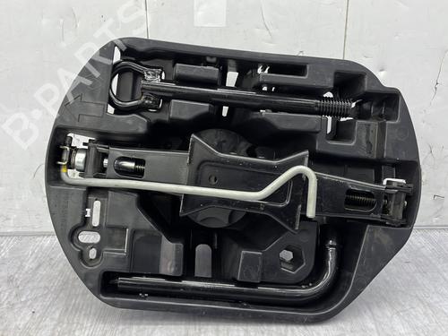 Reservehjul kit RENAULT MEGANE IV Hatchback (B9A/M/N_) 1.6 dCi 165 (163 hp) 30090179