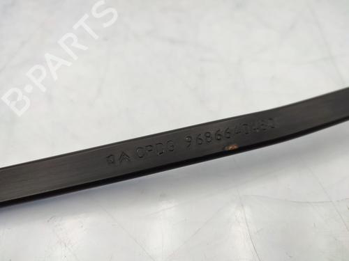 Used Front windshield wiper arm Front windshield wiper arm 23710262 23710262