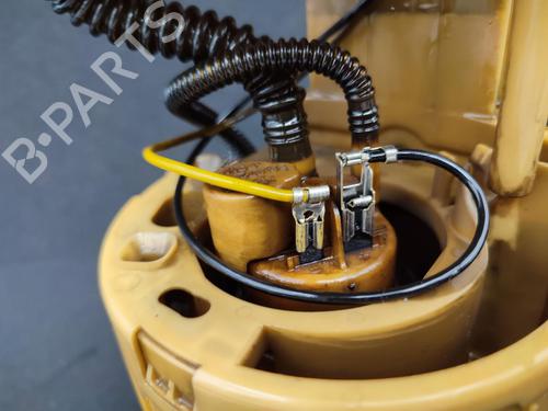 Used Fuel pump Fuel pump VW GOLF V (1K1) 1.9 TDI (105 hp) 23702513 23702513