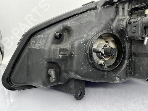 Right headlight RENAULT SCÉNIC II (JM0/1_) 1.9 dCi (JM0G, JM12, JM1G, JM2C) | BP30147914C29 