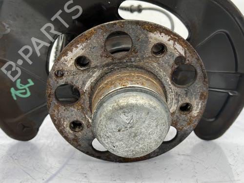 Achsschenkel links vorne MERCEDES-BENZ C-CLASS (W203) C 200 CDI (203.004) | BP29589439M25 
