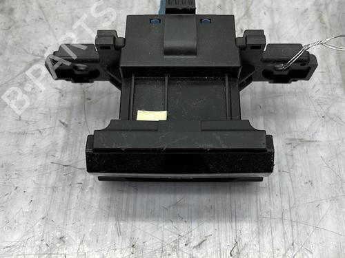 Used Switch Switch CITROËN C4 Grand Picasso II (DA_, DE_) 1.6 HDi / BlueHDi 115 (115 hp) 23706441 23706441