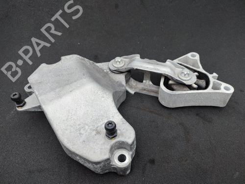 Used Engine mount Engine mount MERCEDES-BENZ CLA Shooting Brake (X117) CLA 250 (117.944) (211 hp) 23753012 23753012