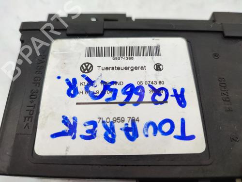Right rear window motor VW TOUAREG (7LA, 7L6, 7L7) 2.5 R5 TDI | BP23685356E22 