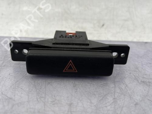 Used Warning switch Warning switch SUZUKI GRAND VITARA II (JT, TE, TD) 1.9 DDiS All-wheel Drive (JT419, TD44, JB419WD, JB419XD,... (129 hp) 23758412 23758412