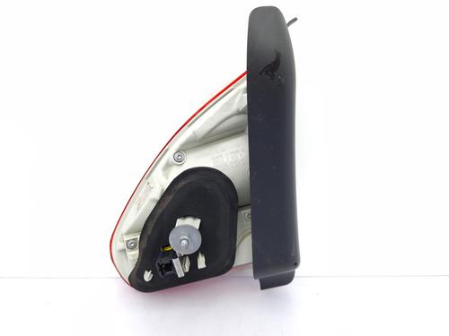 left-tailgate-light-peugeot-2008-i-cu_-2013-23679858 main image