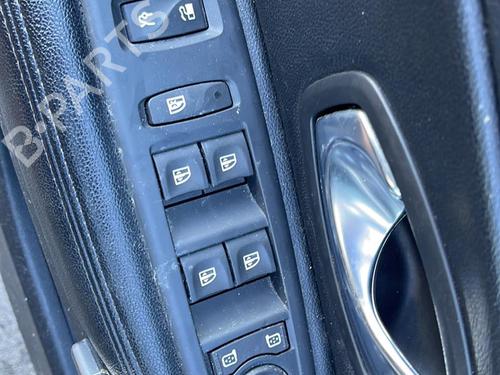 Andre RENAULT LATITUDE (L70_) 2.0 dCi 150 (L70H) | BP23721815O1 - Image 32