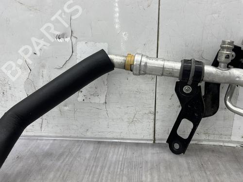 Used AC pipe AC pipe TOYOTA YARIS (_P13_) 1.5 Hybrid (NHP130_, NHP130) (101 hp) 33849582 33849582