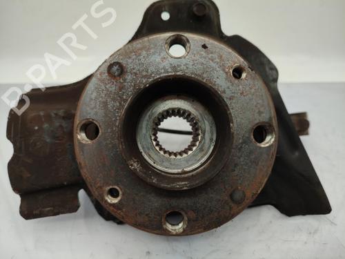 Used Right front steering knuckle Right front steering knuckle FIAT PUNTO (188_) 1.3 JTD 16V (70 hp) 23723201 23723201