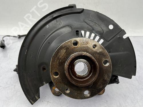 Used Left front steering knuckle RENAULT CLIO V (B7_) 1.0 TCe 90 (B7MT) (91 hp) 24828178