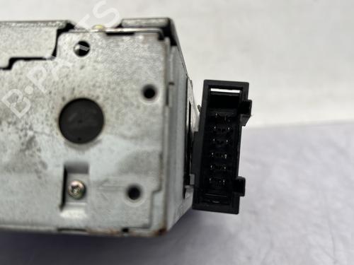 Used Radio Radio VW PHAETON (3D1, 3D2, 3D3, 3D4, 3D6, 3D7, 3D8, 3D9) 3.0 V6 TDI 4motion (224 hp) 30961258 30961258