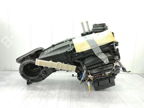 Used Heater matrix box AUDI A5 (8T3) 3.0 TDI quattro (245 hp) 23845294