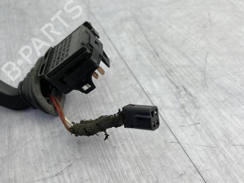 Used Steering column stalk Steering column stalk OPEL OMEGA B (V94) 2.5 TD (F69, M69, P69) (130 hp) 23667663 23667663