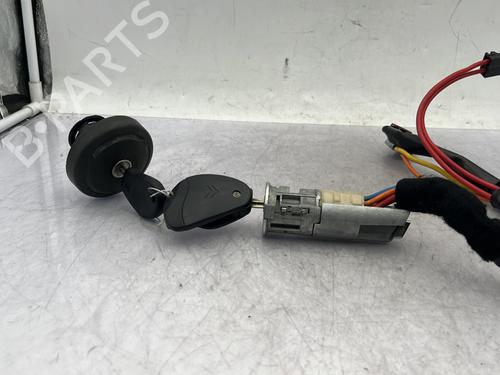 Used Ignition barrel Ignition barrel CITROËN XSARA Break (N2) 1.9 TD (90 hp) 30875999 30875999