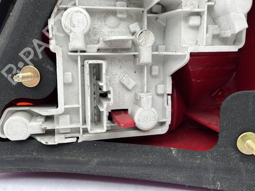 Left taillight FORD MONDEO III (B5Y) 2.0 16V TDDi / TDCi | BP26395419C34