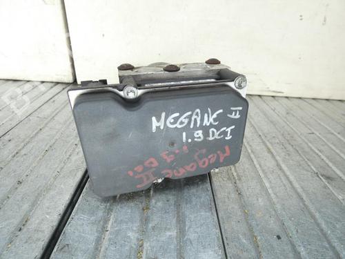 Used ABS pump ABS pump RENAULT MEGANE II (BM0/1_, CM0/1_) 1.9 dCi (BM0G, CM0G) (120 hp) 23671646 23671646