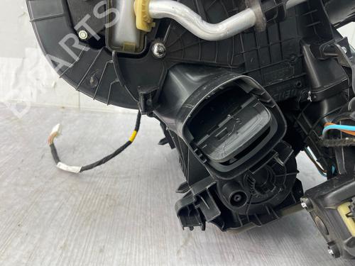 Heater matrix box RENAULT MASTER III Van (FV) 2.3 dCi 125 FWD (FV0C, FV0D, FV0G, FV0H, FV0J, FV0K,... | BP39717022M61 - Image 8